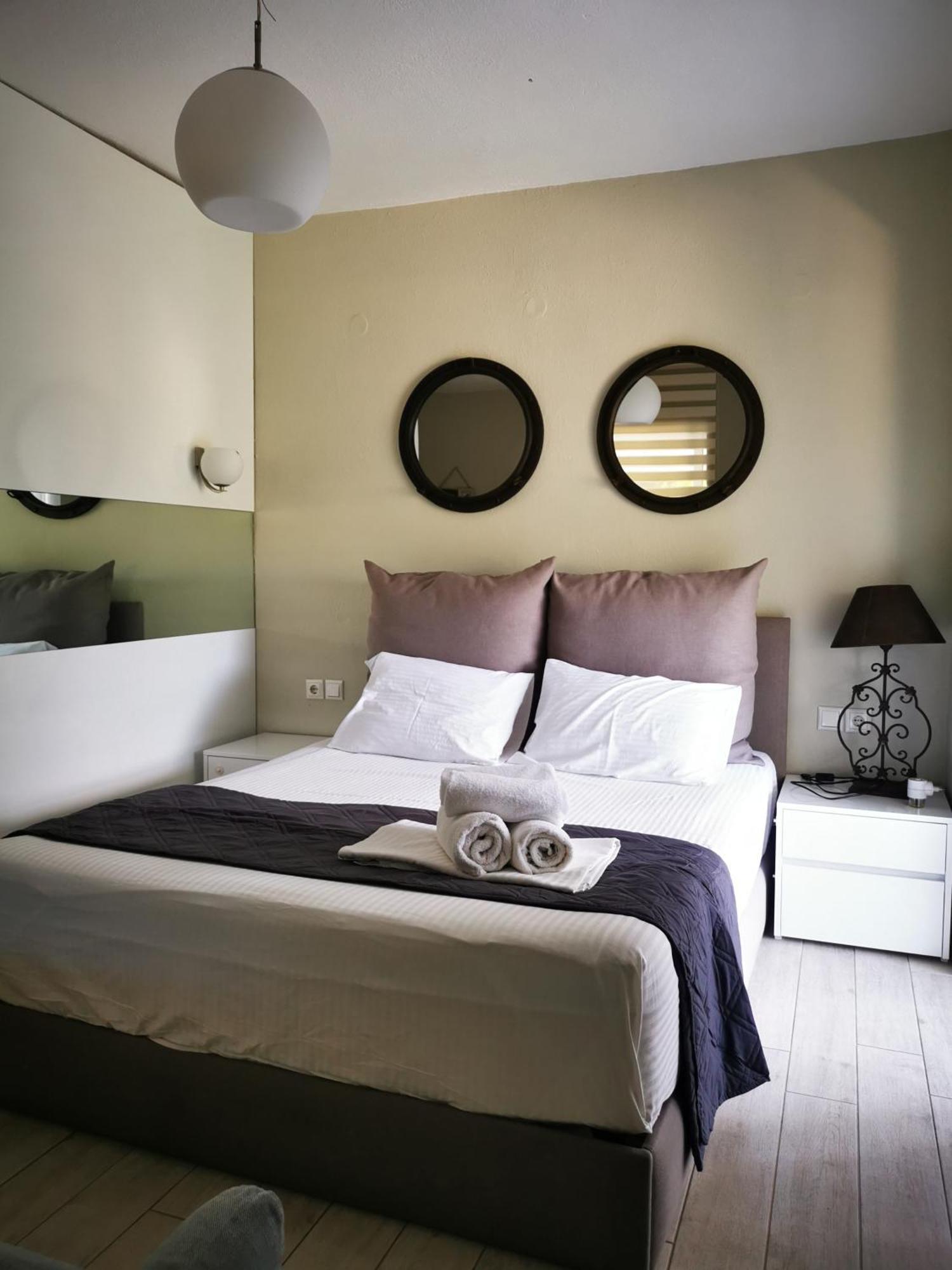 Frau Irenes Haus Apartment Sarti Luaran gambar