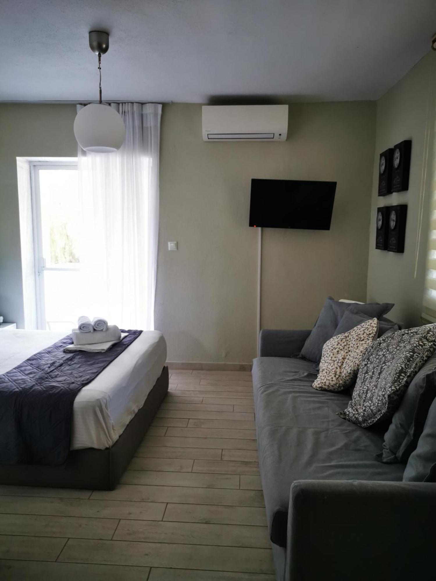 Frau Irenes Haus Apartment Sarti Luaran gambar