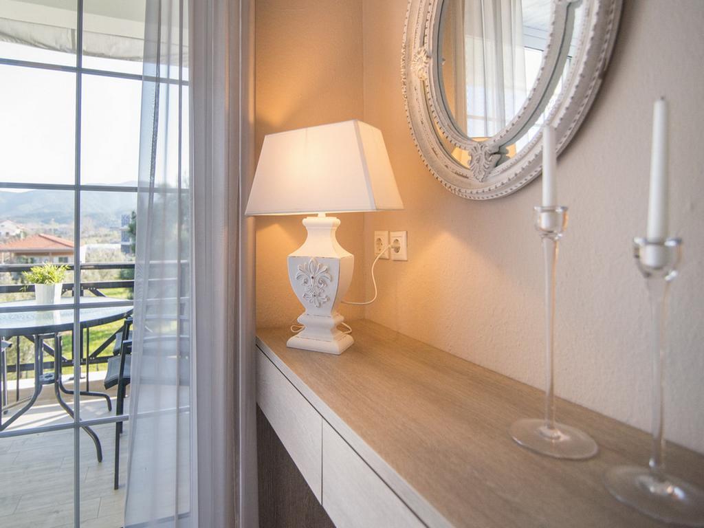 Frau Irenes Haus Apartment Sarti Luaran gambar